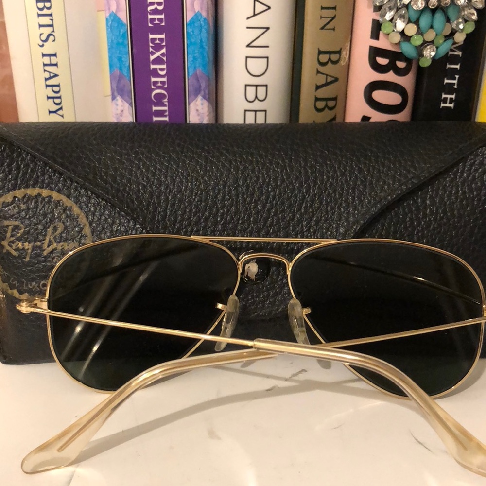 Ray-Ban Aviators - Picture 3 of 5